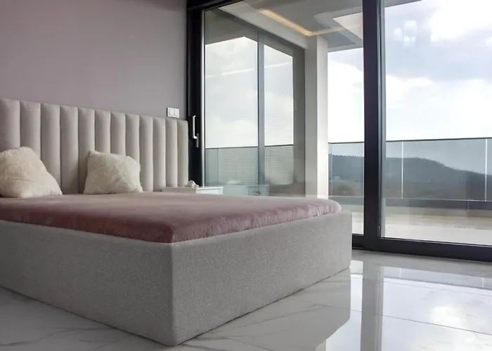 Villa Malibu Sunrise